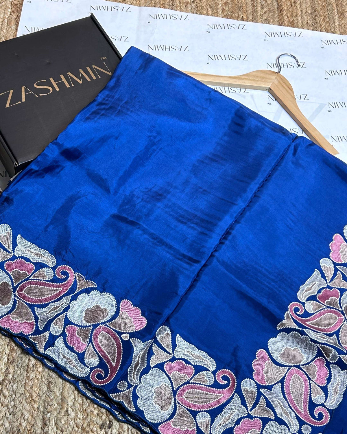Zashmin Aura Royal Blue