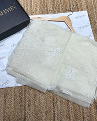 Zashmin Haans - Wala -Safed