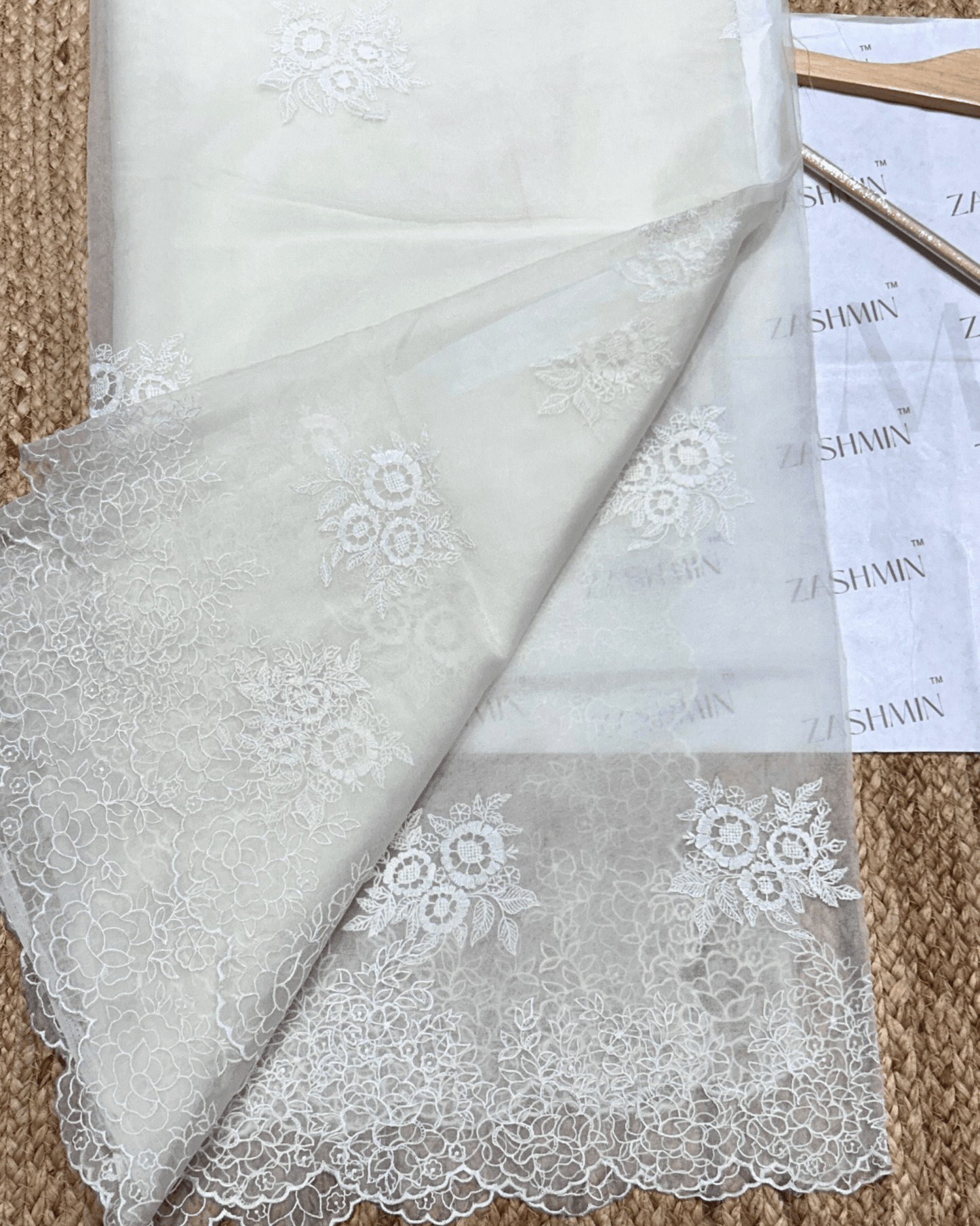 Zashmin Haans - Wala - Safed - Zashmin