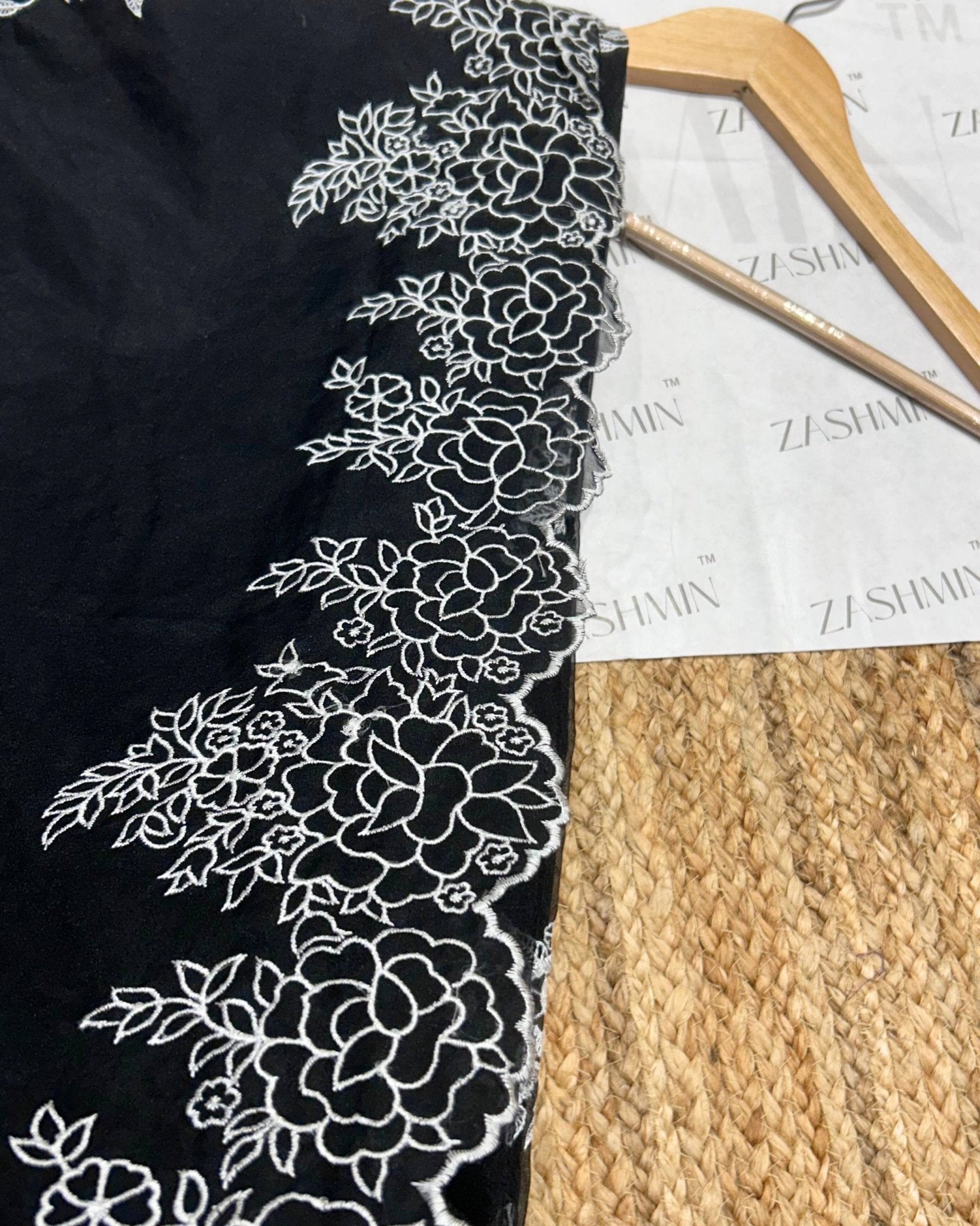 Zashmin MEHER - Zashmin