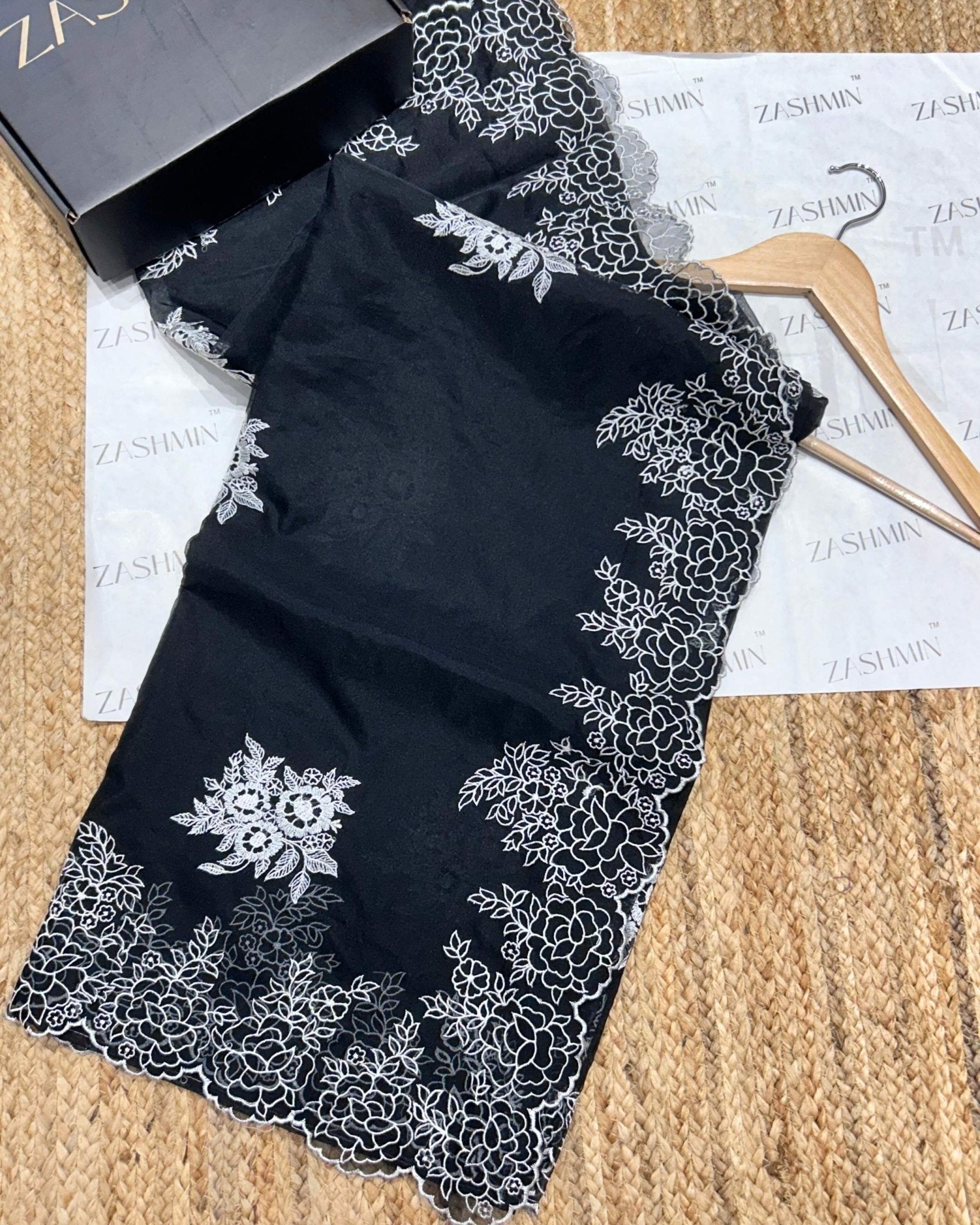 Zashmin MEHER - Zashmin